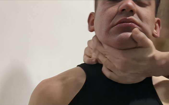 Danmel X: Datang lebih dekat... Saya mahu awak merasakan setiap inci menghilangkan...