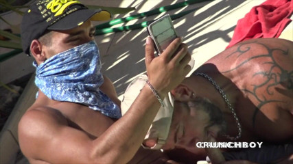 Not really gay but: Jess Royan follada a pelo por árabe curioso al aire libre