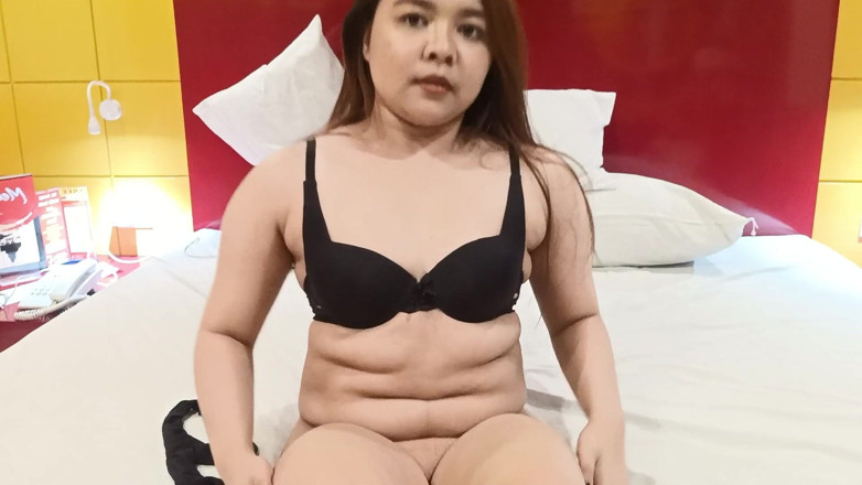 AsianSharinami: Fetysz stóp Mam swoje nowe buty, ojczymu