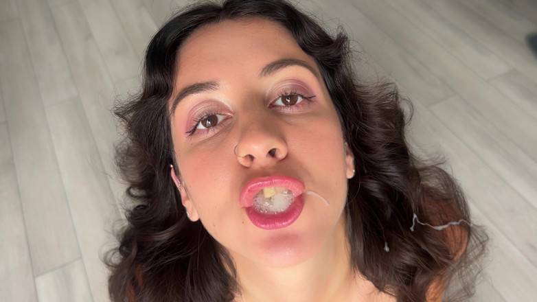 Katty West: Cum in Mouth and Play with Sperm