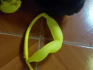 Mírame hacer estallar tus globos!! ¡La venganza fetiche con globo continúa! Instrucciones de paja