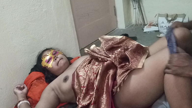 Mridulmadhu: Чоловік і дружина, повне сексуальне відео Dshi