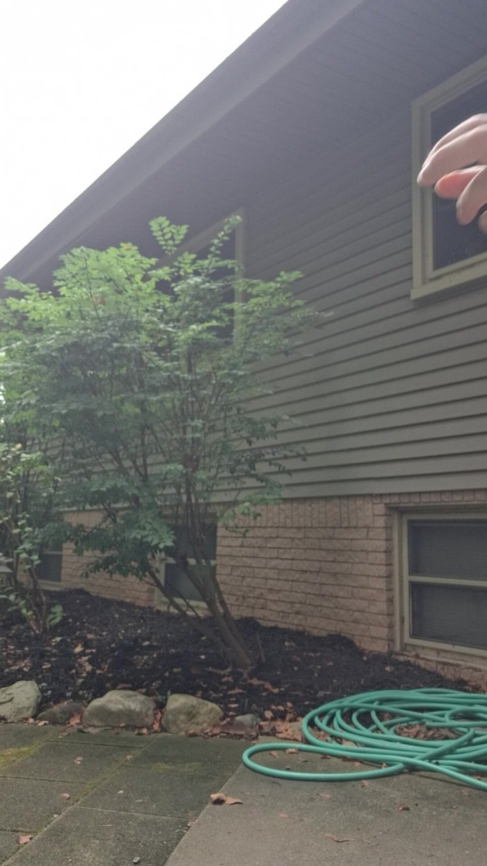 Victoria Lecherri: Blir Naken Och Oljad Utanför!