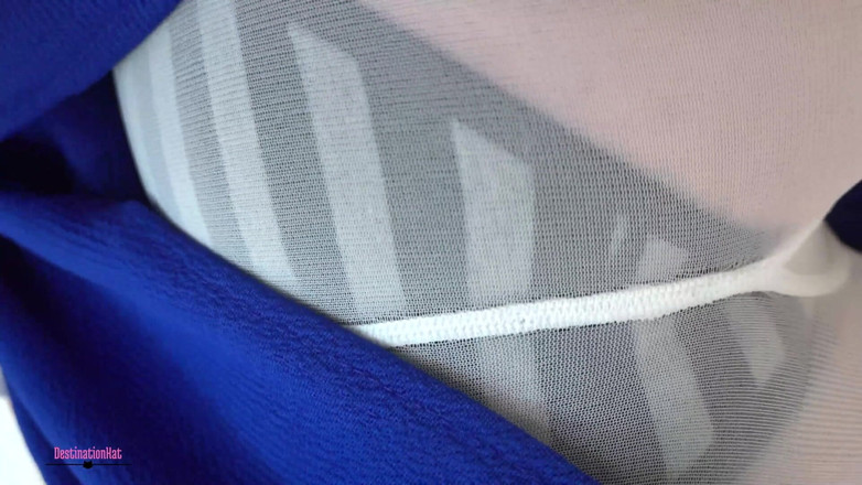 Destination Kat: Alice au Boobieland