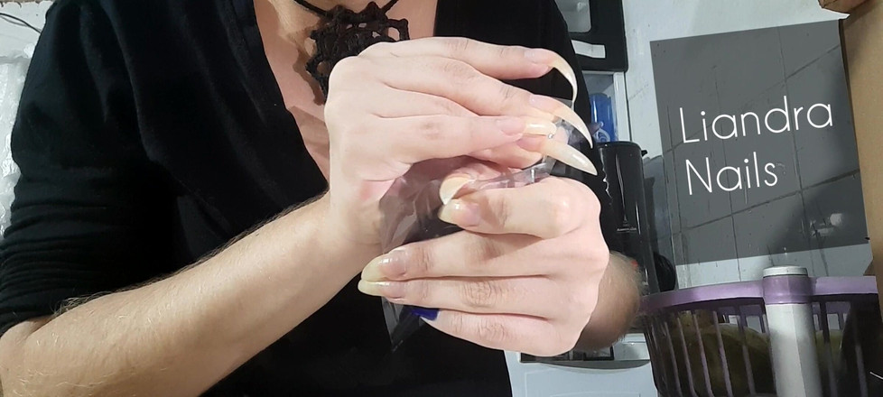 Goddess Li: Liandranails sert plastiğe karşı