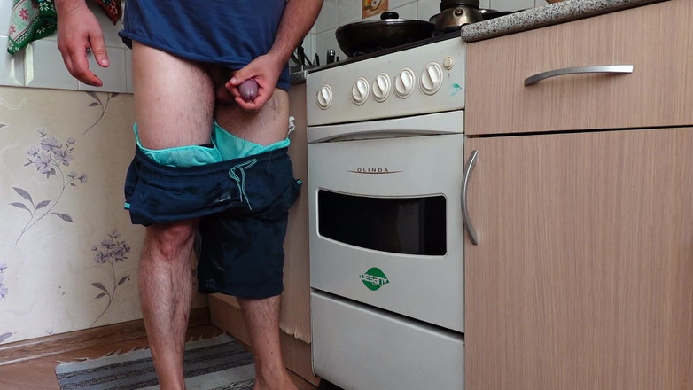 Kinky Guy: Desperate Pee in the Kitchen