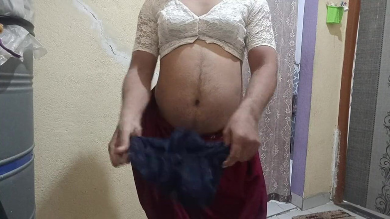 LovedSunsine1990: Arkadaşlar, şimdi karımın sutyeni bana uymaya başlıyor