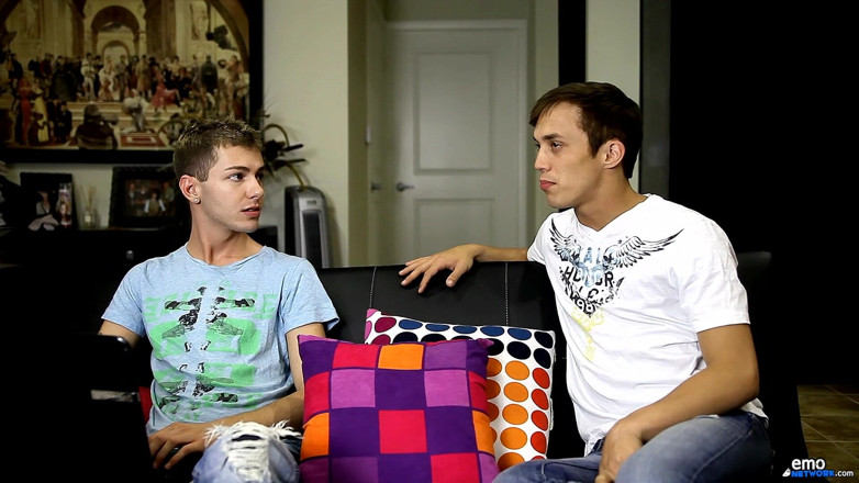 Homo Emo: Twink boy demanding ass