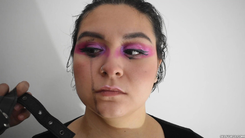 Selfgags Latina Bondage: Une salope s’entraîne en progrès