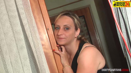 Czech Pornzone: Loira sexy recebe pau duro enquanto seu namorado assiste