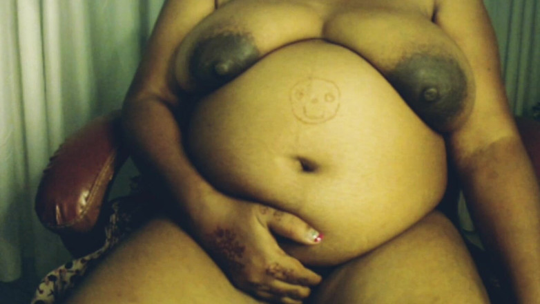HotGirl21: Pregnent Lady si hraje s kundičkou s nahou show.