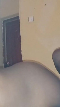 Gran polla negra de cerca, culo suave follado