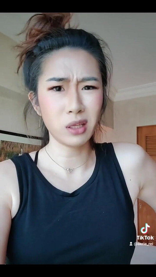 Are You Ready for What's Cumming Soon? (Aerie Rei)