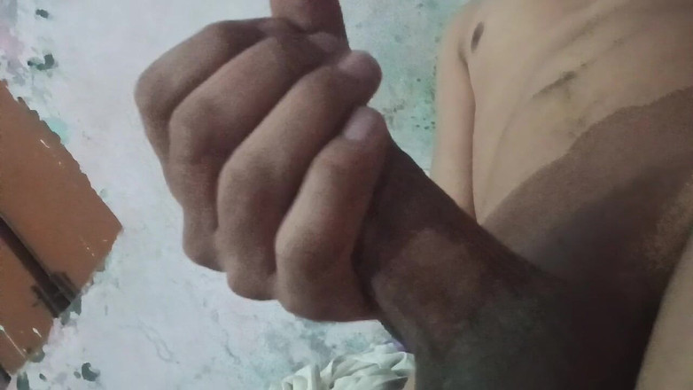 Luckky: 자지를 자위하는 인도 소년