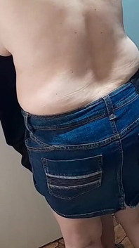 Eu me masturbo para o sexo das minhas namoradas lésbicas