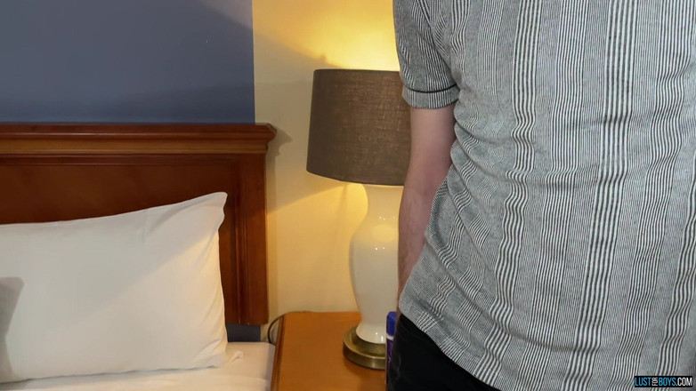 Lust for boys: Zoufalá pro gangbang, část 1