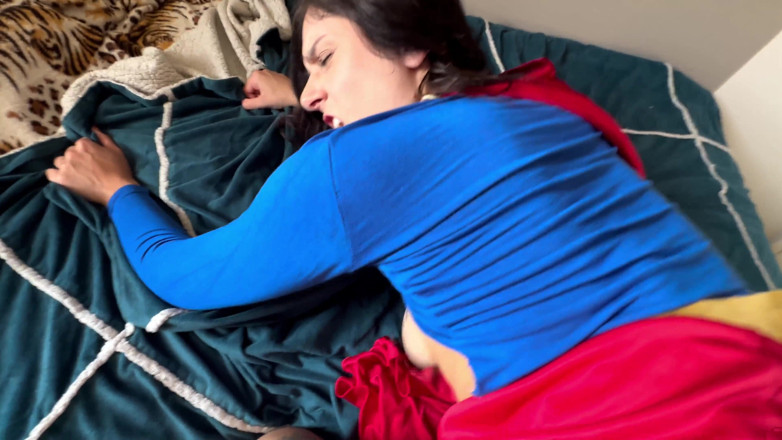 Shamelesscouple: suparagarl din: uski pahli baar kisi ajanbi ko sabmit karna