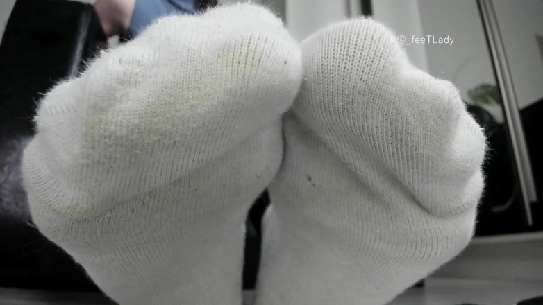 Feet lady: Yum Old Socks