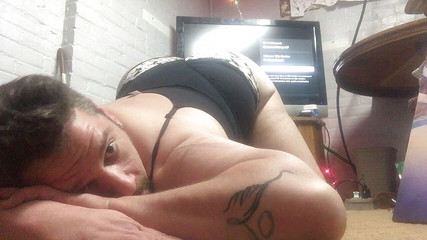 King Of Crossdress: Body Badass变装吞精