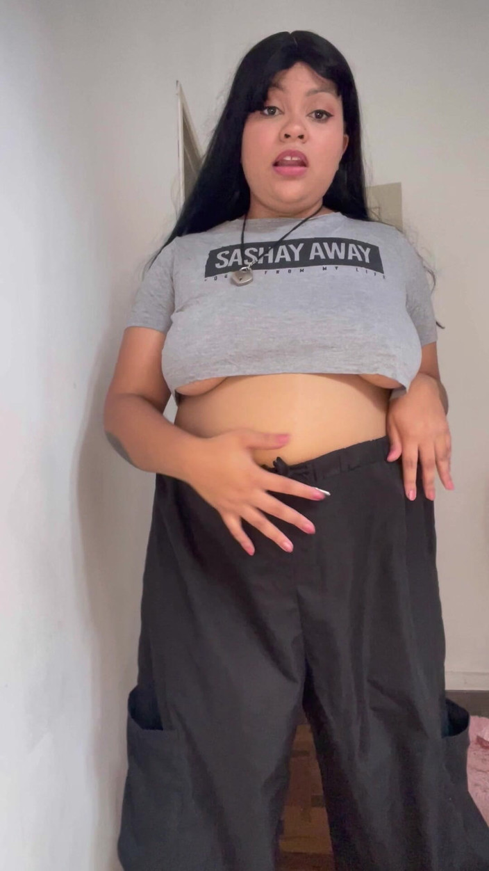 Cutiepiie Chubby: BBW pruttar och burping på baggy byxor tills du cum