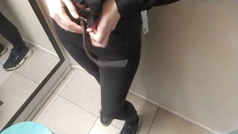 Super Jopka: Zkoušení oblečení v obchodě skončilo sexem