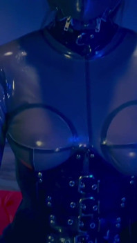 Twisted Nymphs - ตุ๊กตายาง Latex ของ April ตอน 1