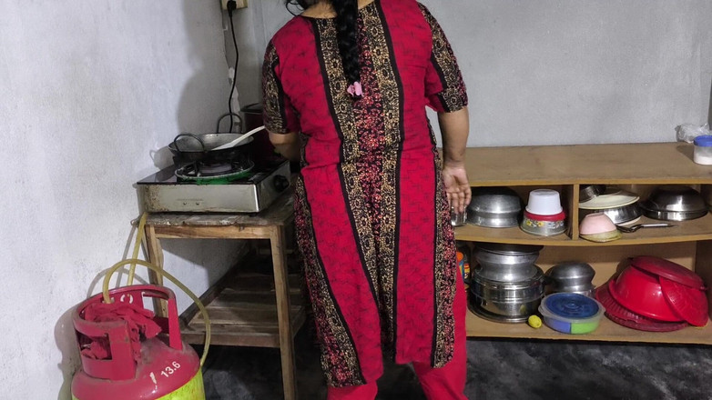 SAFI TV: Moje nevlastní teta vařila, tak jsem ji objal a začal...