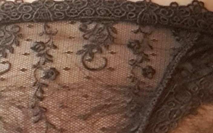 Mommy big hairy pussy: Transparentes und behaartes höschen