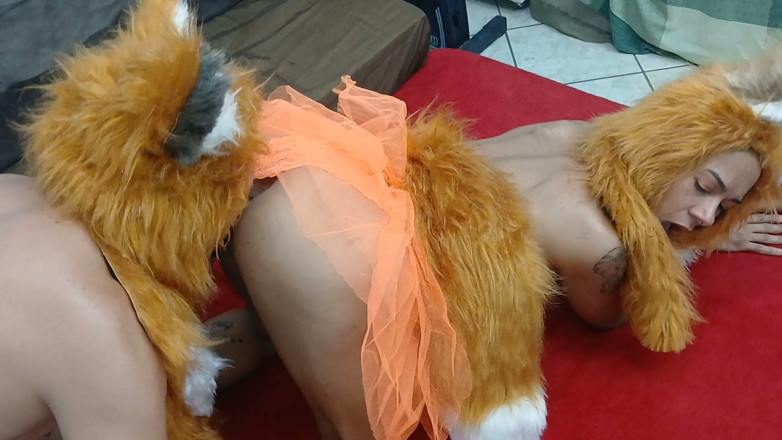 Raposao: Fox Cosplay Seks Pasangan