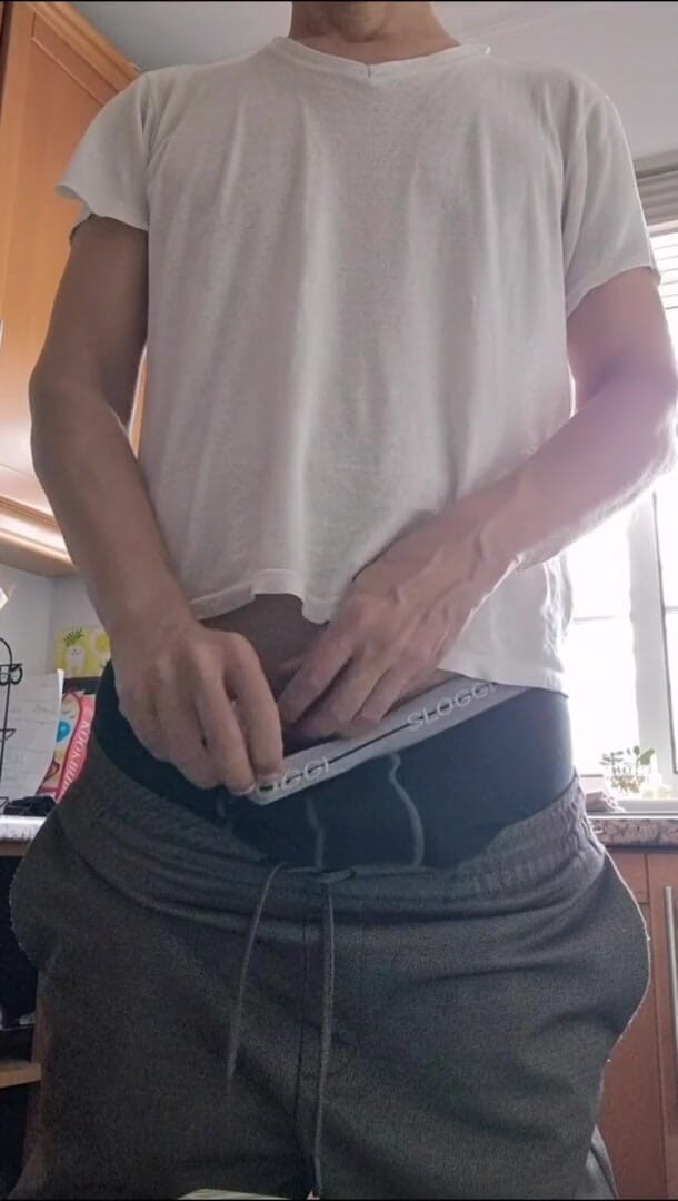 Rafael Torreano: Дрочу на кухне и ест мою сперму