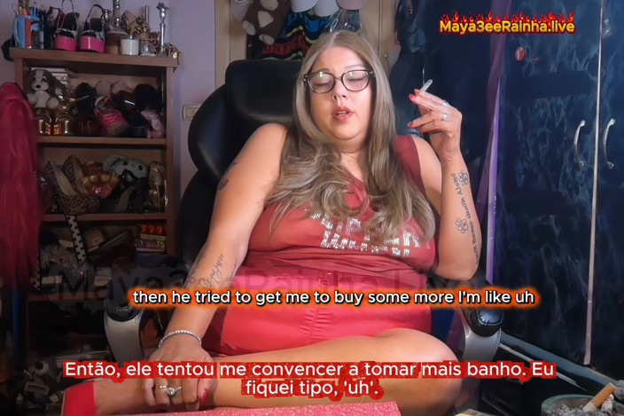 Goddess Maya3ee Rainha: Brasilianische bBW-MILf-göttin raucht alles