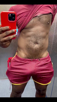 I Am Commando, in a Lift with a Big Mirror, so I Am Showing It off