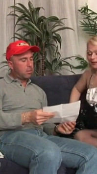 Padanes mají rádi ptáka, který uspokojuje jakoukoli touhu, kterou mají, a přináší je na maximum vzrušení, aby je podmanila