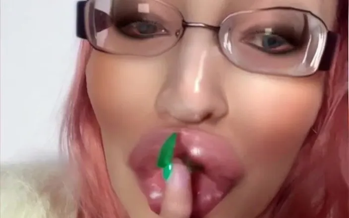 FinDom Goaldigger: Always with me