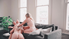 CharlieForde: Sunshine başrolde Charlie Forde, Laney Day, Felina Fox