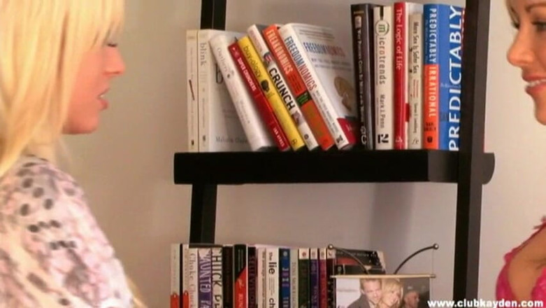 Kayden Kross: Nachmittagsspaß mit angelina ash