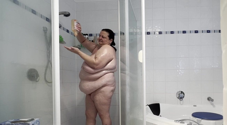 WeAreFukBunnies: Slut Wife in the Shower