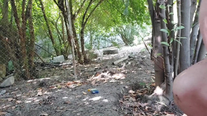 Kitty_Cross: Femboy drăguță care își fixează arcul în fața oglinzii