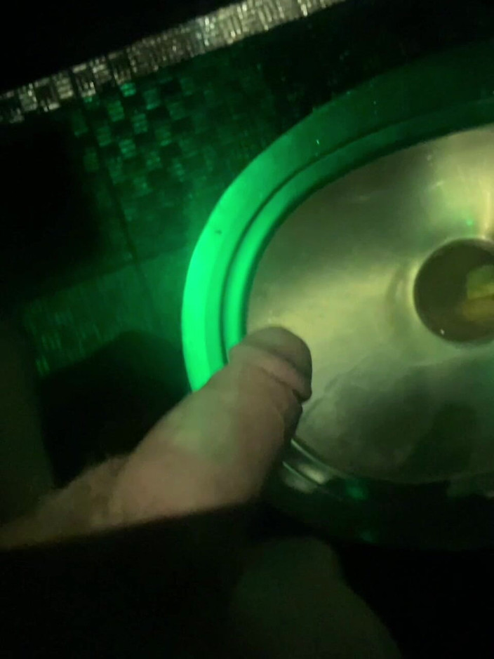 AmateurBoysPissing: Tổng hợp đi tiểu nghiệp dư trong các loại nhà vệ...