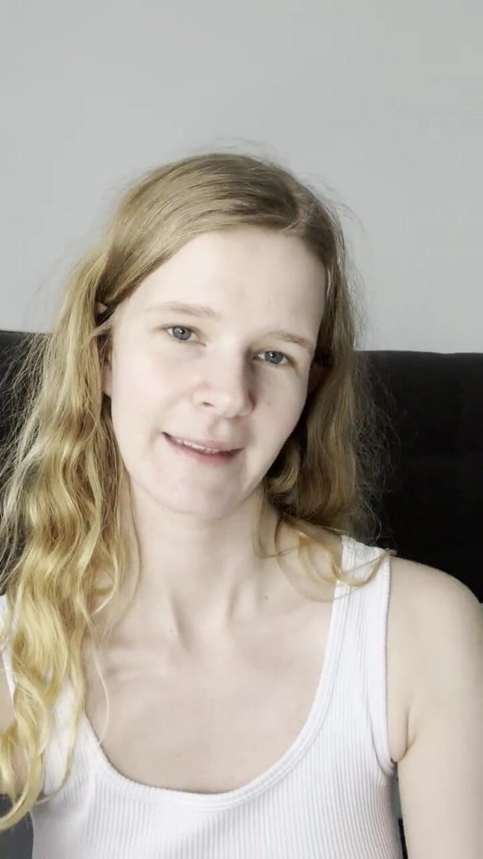 Bikergirl_97: Ik krijg het met de dildo van mijn stiefmoeder!