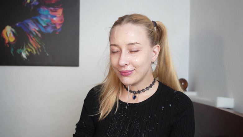 DreamFoxy: Hard Fucking Throat and Facefuck, a Lot of Saliva and...