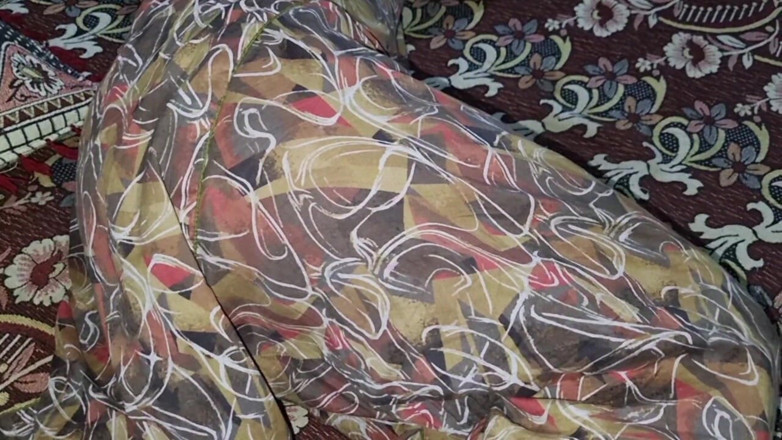 Kingsizedevil: Si cantik langsing usia 20 tahun twerks &amp; pamer pantat besarnya
