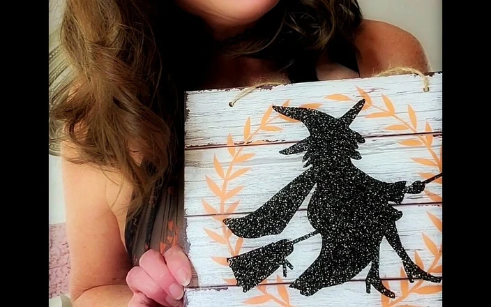 Nikki Nevada: 사악하게 유혹하는 할로윈 치료