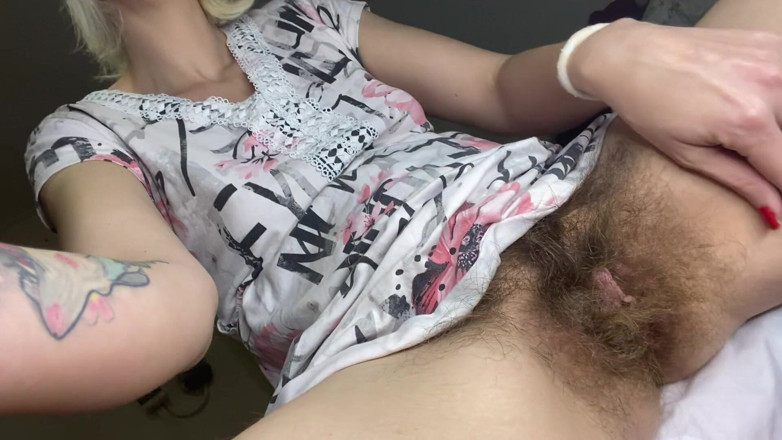 Cuteblonde666: Cuti gembira dengan pepek berbulu Santa