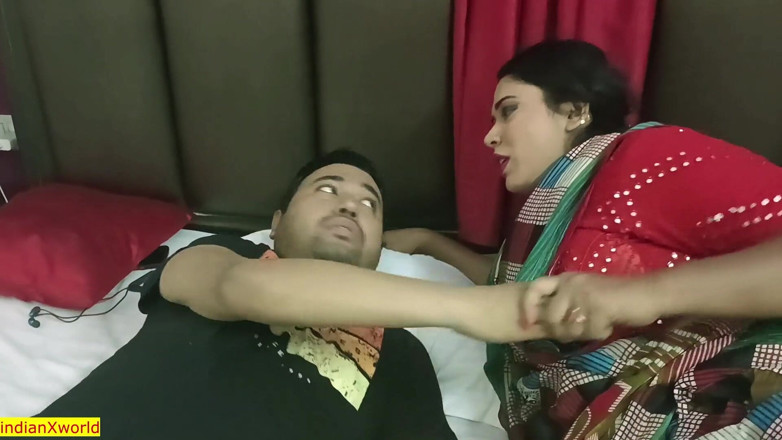 Indian Xshot: S'il te plaît, baise-moi et fais-moi enceinte