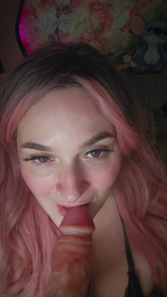 Jinyxx3: 第一人称视角：为你跪下 - 湿润的嘴唇和湿滑的皮肤