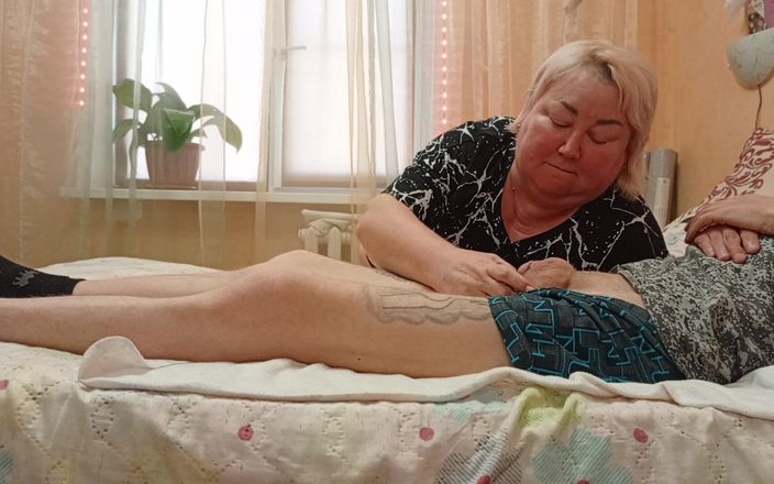 Zona901: Macecha saje každou poslední kapku spermatu z ptáka