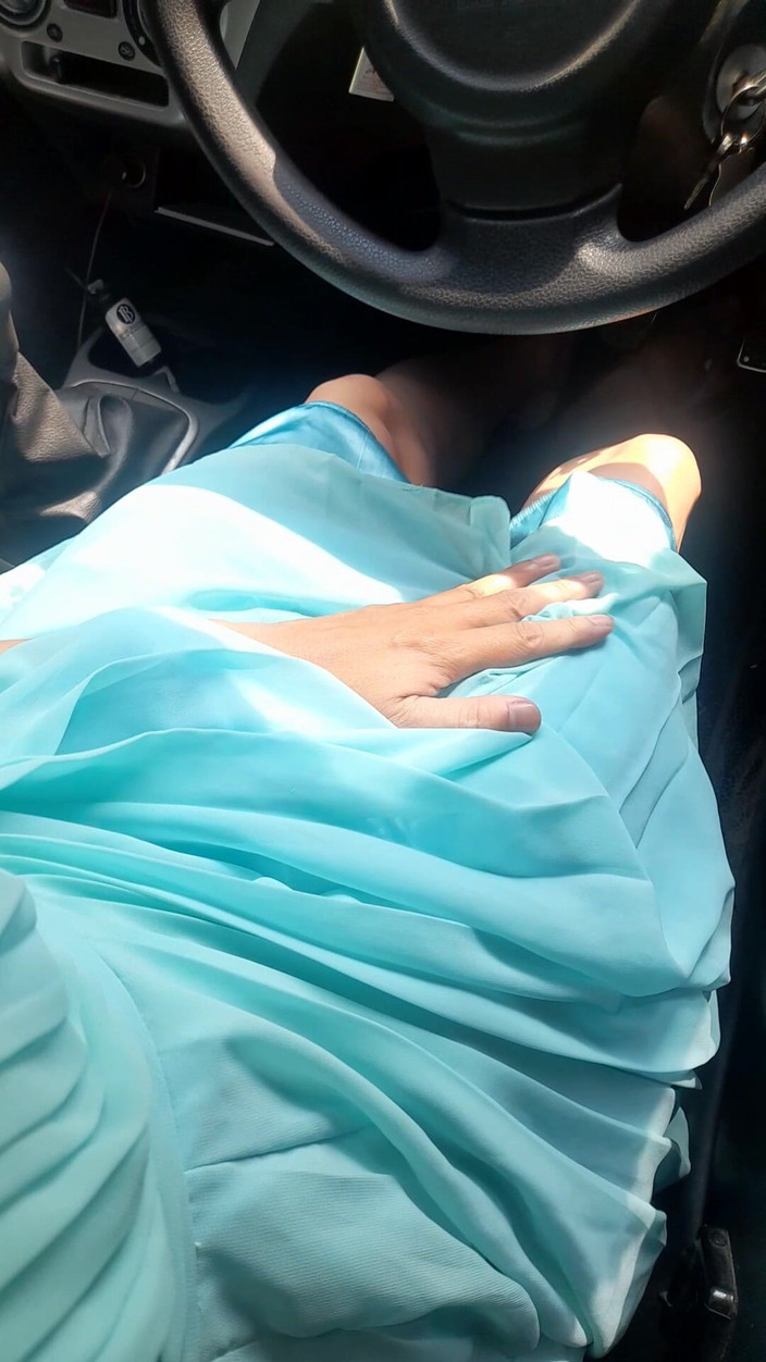 Naomisinka: Sperma trägt blaues chiffon-kleid mit Satinfutter