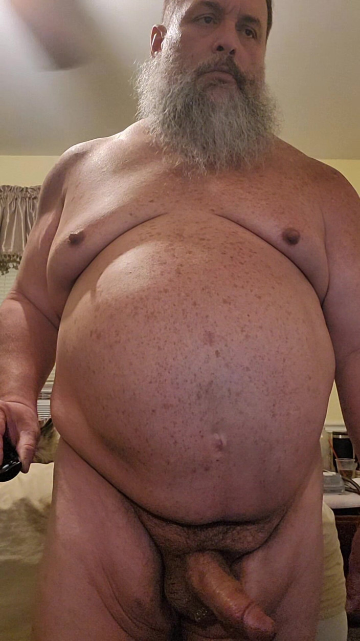 GeneWadexxx: Bearded Bear Morning Bate Time