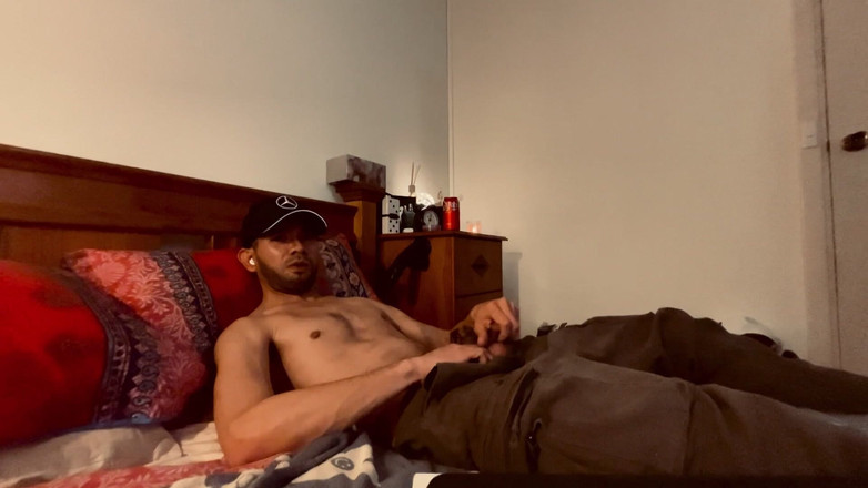 Stelan690: Jerking Solo